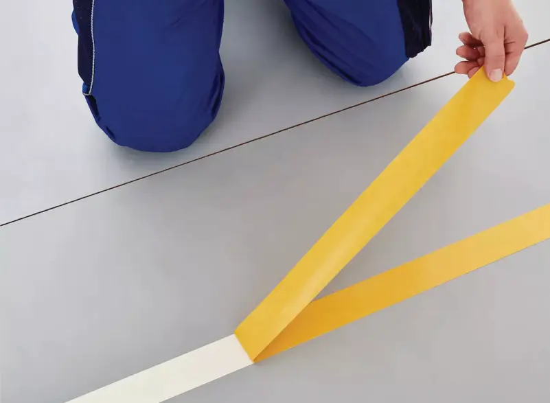 White double sided tape with fabric backing for carpet laying